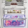 Hotpoint HPK25292B4UK VitalCare 70/30 Dual No Frost Integrated Fridge Freezer White
